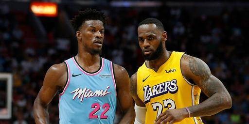  热火巴特勒带伤出战砍下准三双数据  
