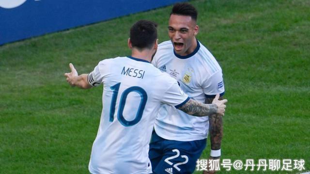  劳塔罗梅开二度，国米客场击败罗马迎开门红  